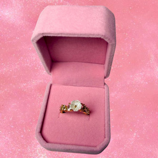 Anillo Blossom White