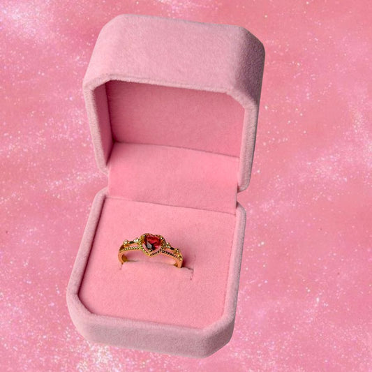 Anillo Corazón Rubí